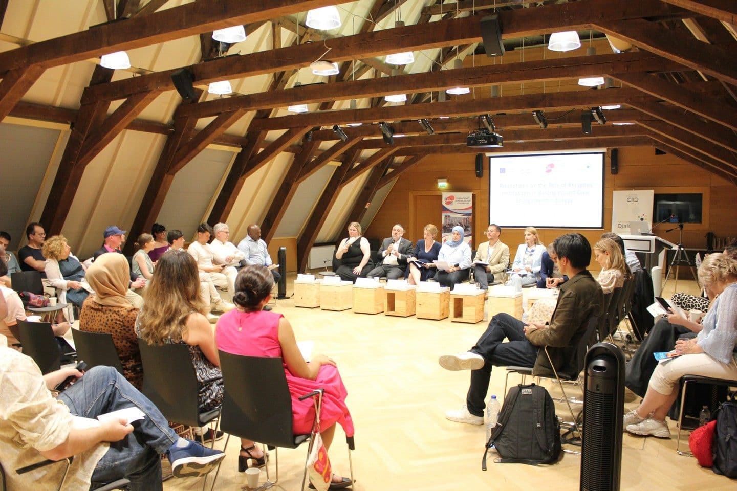 Training on Dialogue Practices